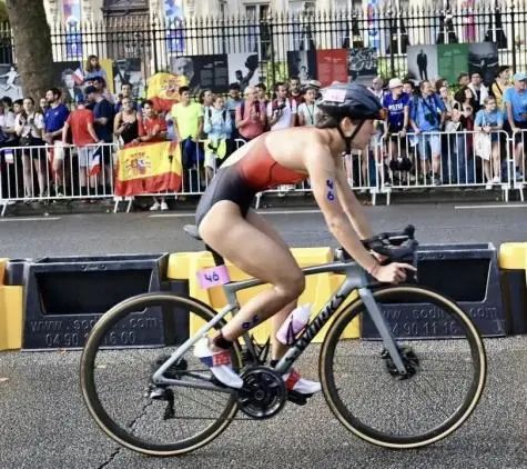 35a5ba1eb5544f689f108e72588117e8.jpg 35a5ba1eb5544f689f108e72588117e8.jpg